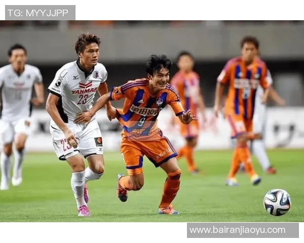 町田泽维亚迎战名古屋鲸八力争主场胜利展现球队实力